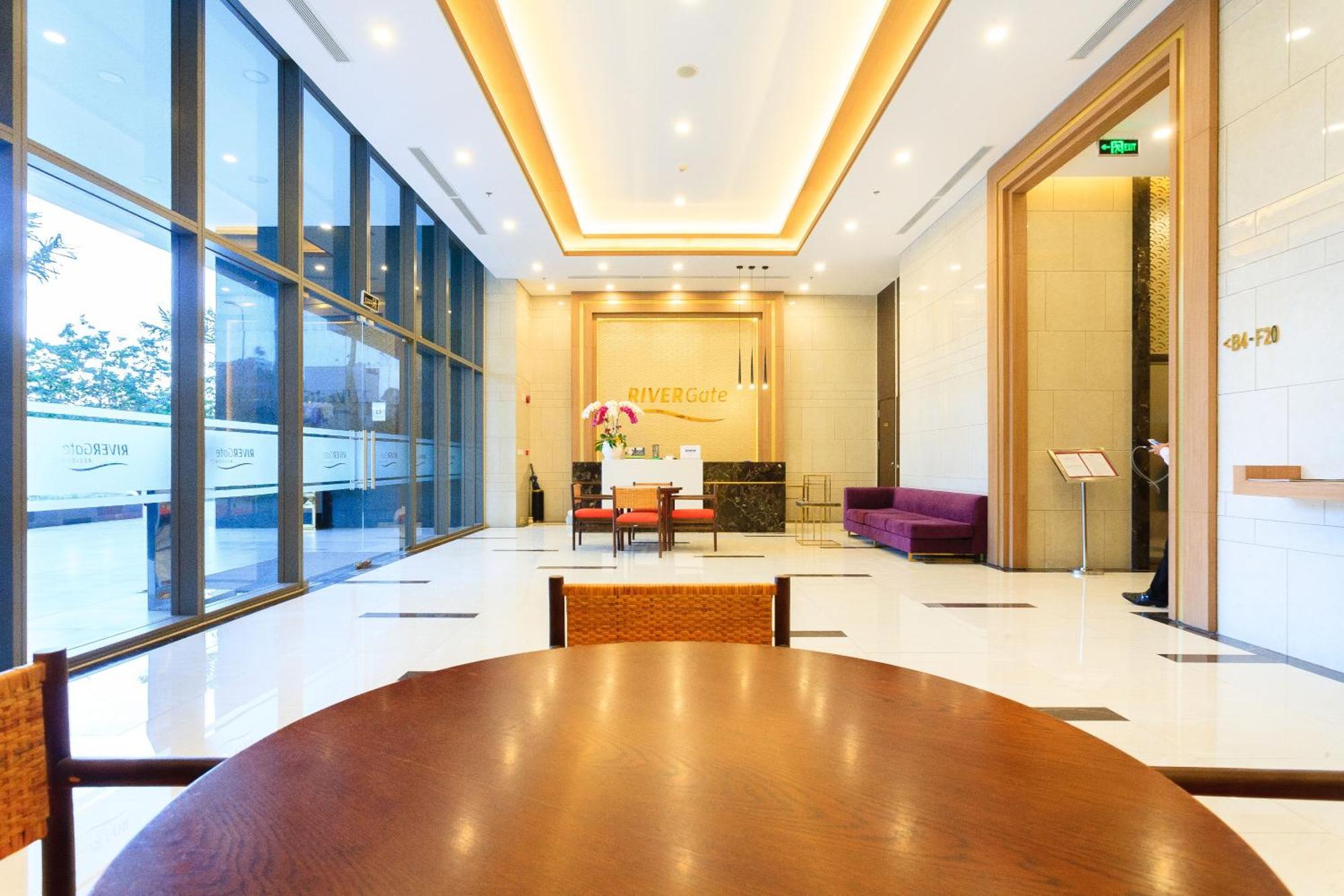 Spacious Saigon - Infinity Pool In Rivergate Ho Chi Minh City Exterior photo